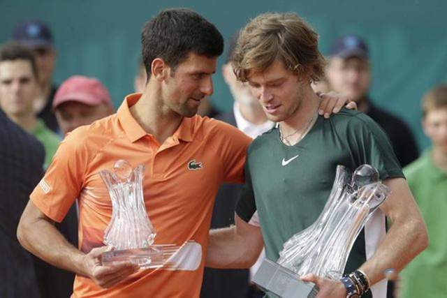 进攻还是反 进攻还是反